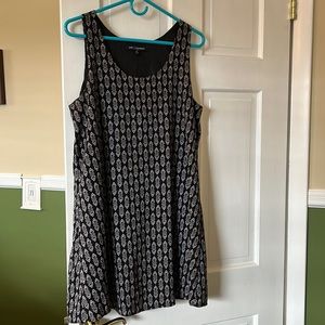 Black with white pattern flowy dress